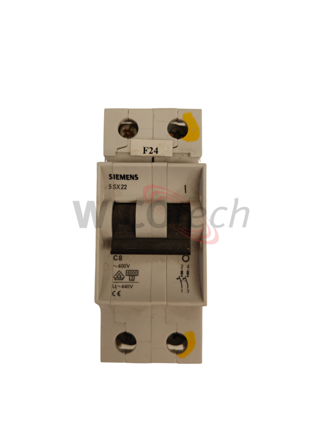 Circuit breaker C8 2p
